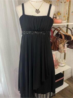 ✨🖤 Early 2000s Milkmaid Midi Dress 🖤✨